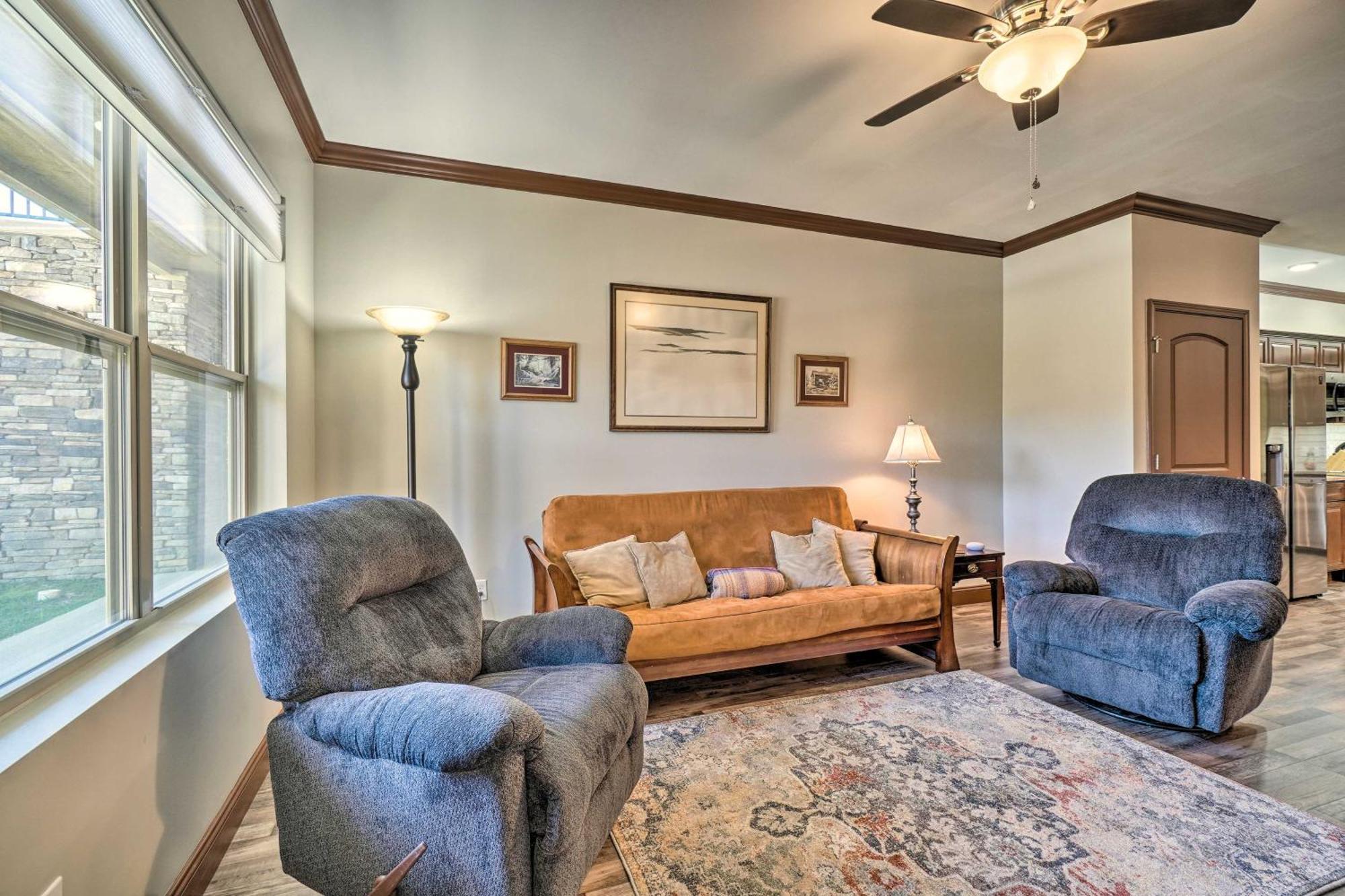 Cozy Townsend Condo, Resort-Style Amenities! Экстерьер фото